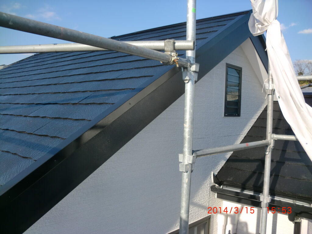 2014年3月15日 川崎市宮前区:屋根中塗り完了