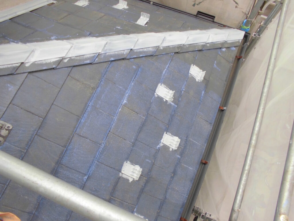 茅ヶ崎市矢畑:屋根断熱下塗り後