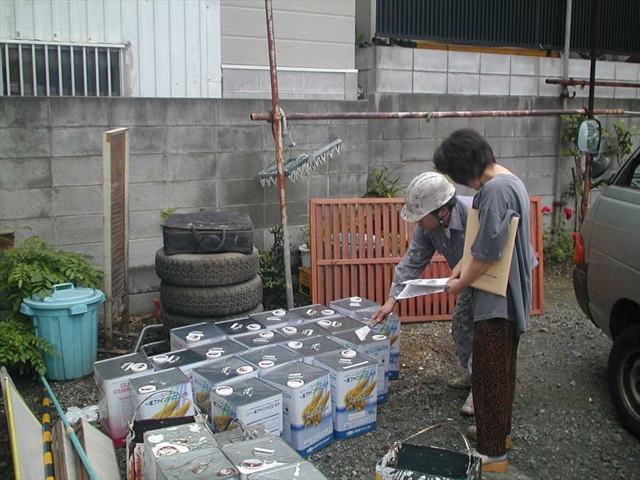 塗料の缶数確認