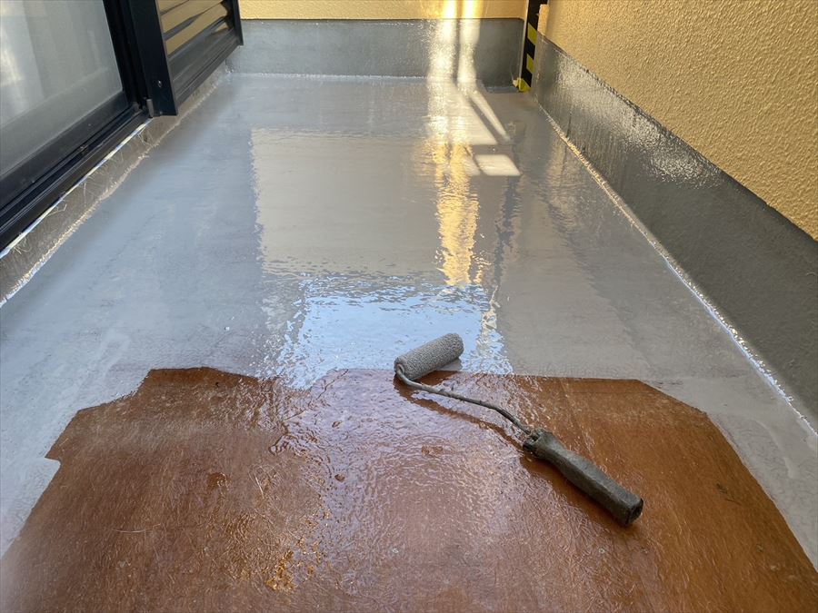 ベランダ床 FRP防水 プライマー 防水材