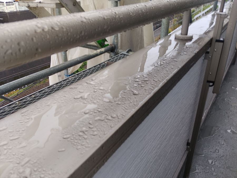 バルコニー 雨