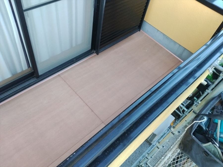 ベランダ床 下地