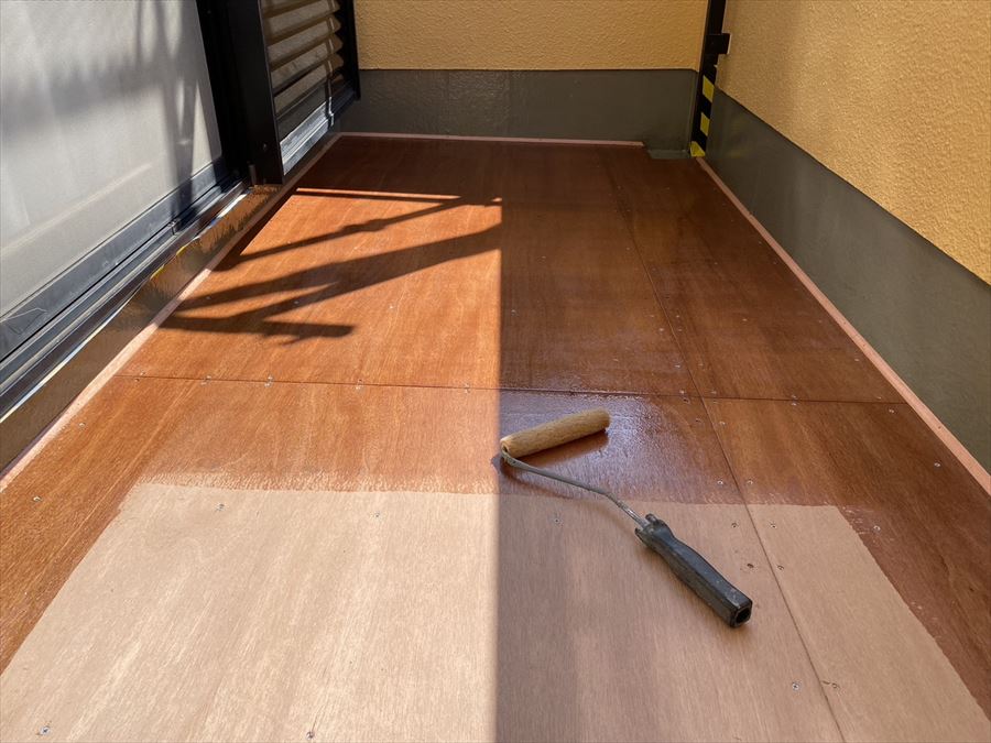 ベランダ床 FRP防水 プライマー