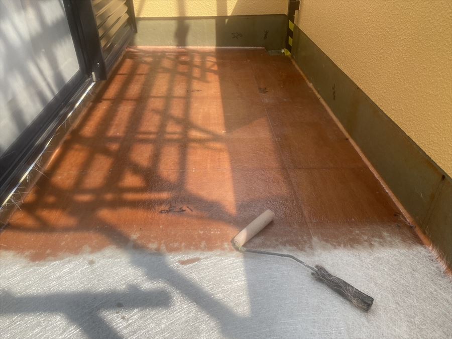 ベランダ床 FRP防水 ガラス繊維