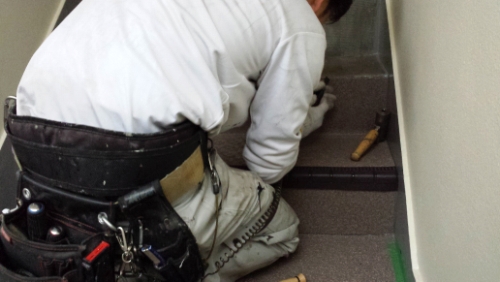 2014-01-30 港北区ホルツハイム：貼りつけ中
