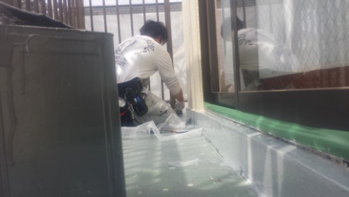 2014年3月18日　旭区市沢町：防水・クロス張り