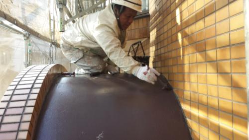 2014年2月1日　港北区ホルツハイム:東面ドーム上塗り