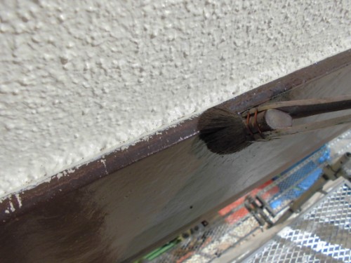 2014年3月15日　川崎市多摩区：幕板上塗り