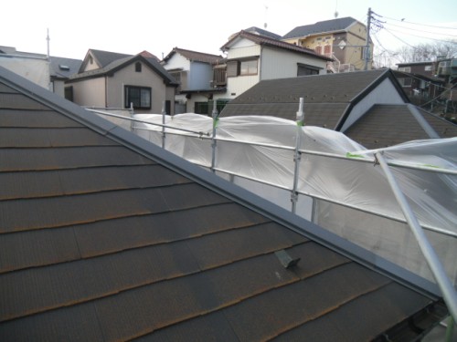 2014年3月18日　旭区鶴ヶ峰本町：洗浄前の屋根