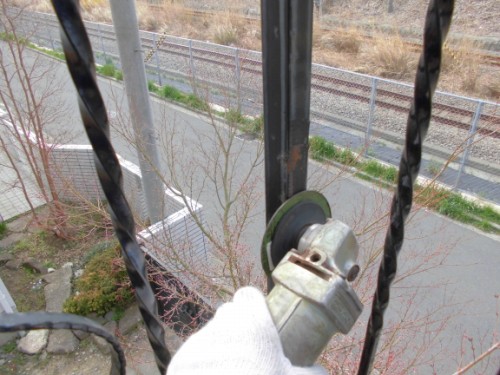 横浜市港北区：ディスクサンダーで鉄部ケレン