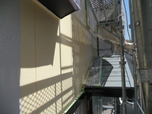 旭区鶴ヶ峰本町：外壁上塗り