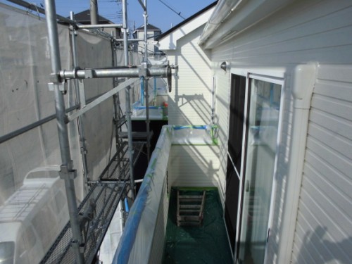 2014年3月28日　栄区公田町：養生剥がし2