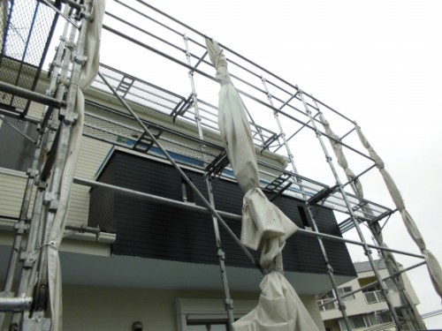 2014年3月30日　栄区公田町：足場解体前