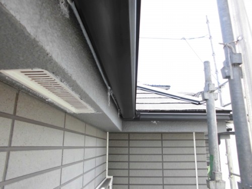 横浜市保土ヶ谷区：軒換気孔サビ止め後