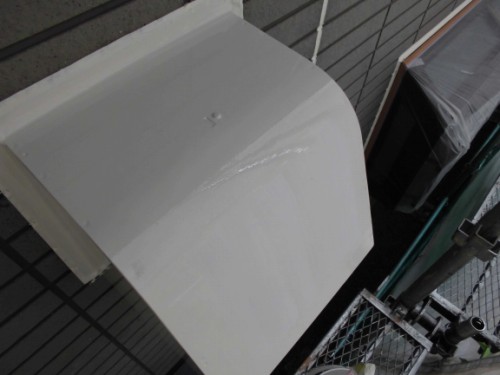 横浜市保土ヶ谷区：フードカバー中塗り