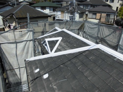横浜市保土ヶ谷区：屋根鉄部錆止め塗布