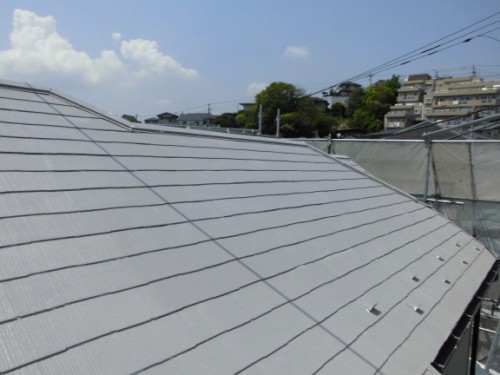 横浜市保土ヶ谷区：屋根上塗り1回目