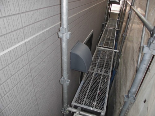 横浜市旭区：換気扇フードカバーサビ止め塗布