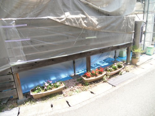 横須賀市久里浜：目隠しの養生