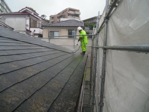横浜市磯子区：高圧洗浄中