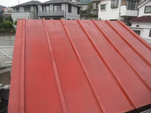 横浜市磯子区：トタン屋根下塗り後