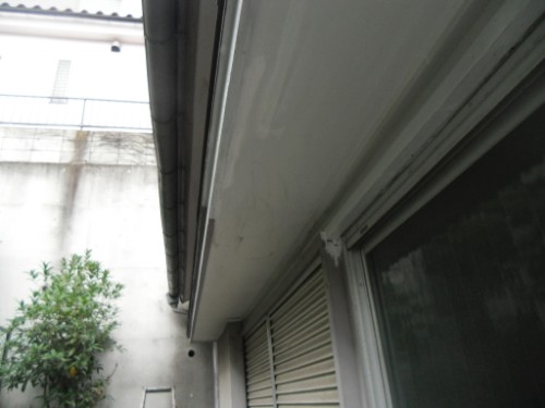 横浜市磯子区：軒裏下塗り