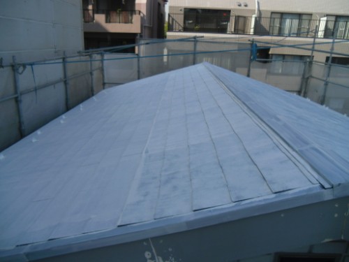 横浜市神奈川区：屋根下塗り