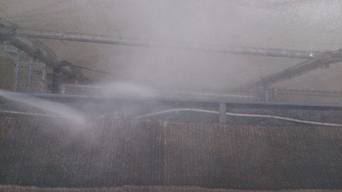 町田市本町田：雨樋の洗浄