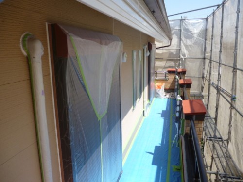 川崎市宮前区：シャッター、窓養生