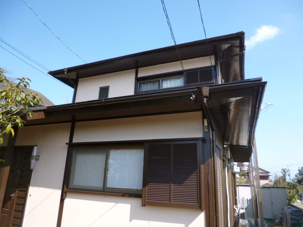 木部と鉄部が多い外壁塗装の完成