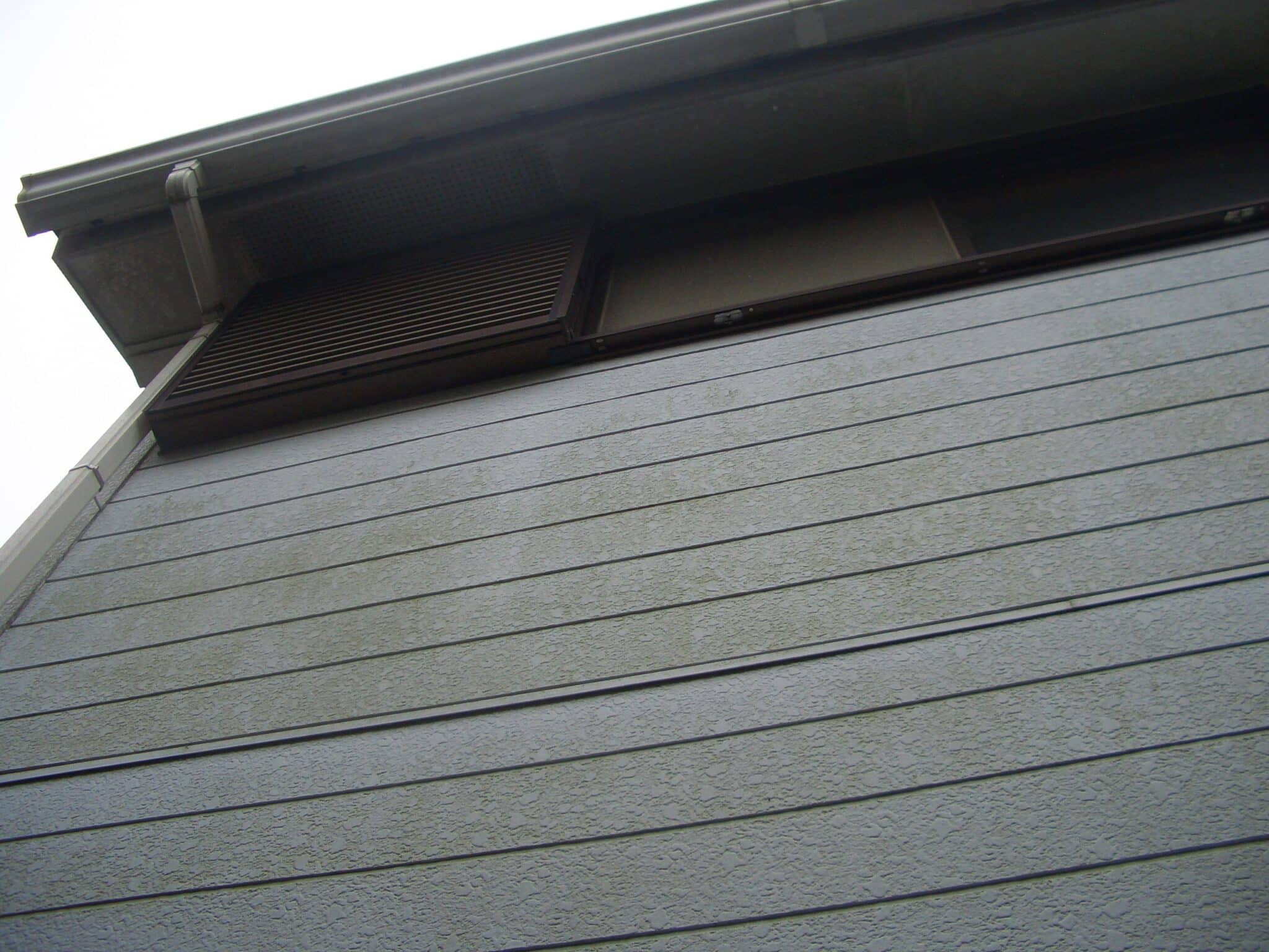 サイディングの塗装前