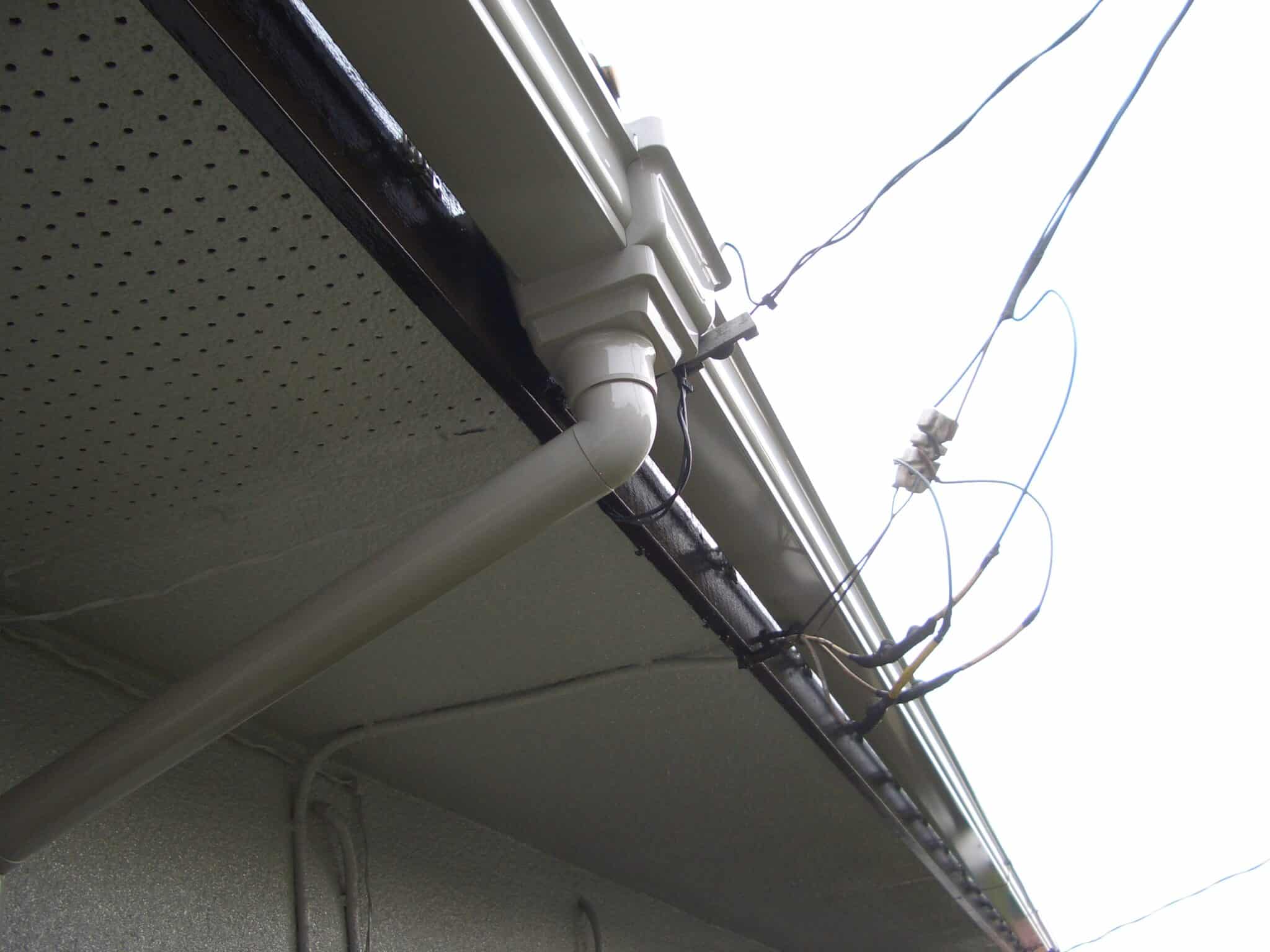 塗装後の雨樋